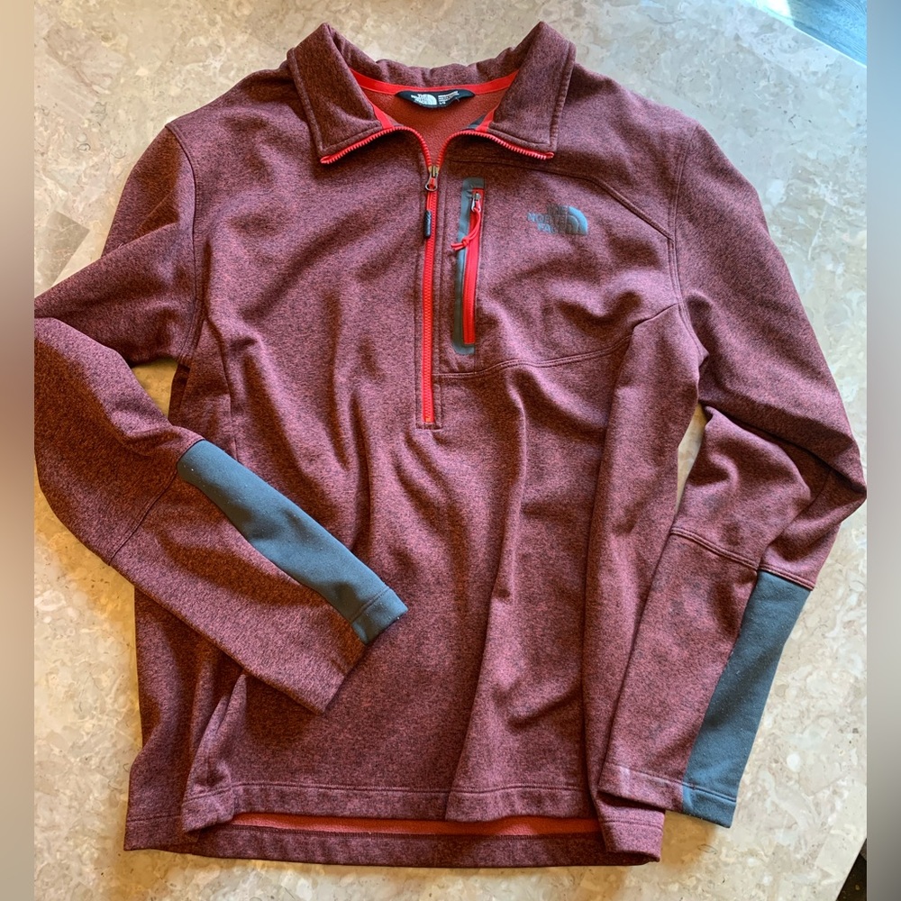 Mens North Face pullover